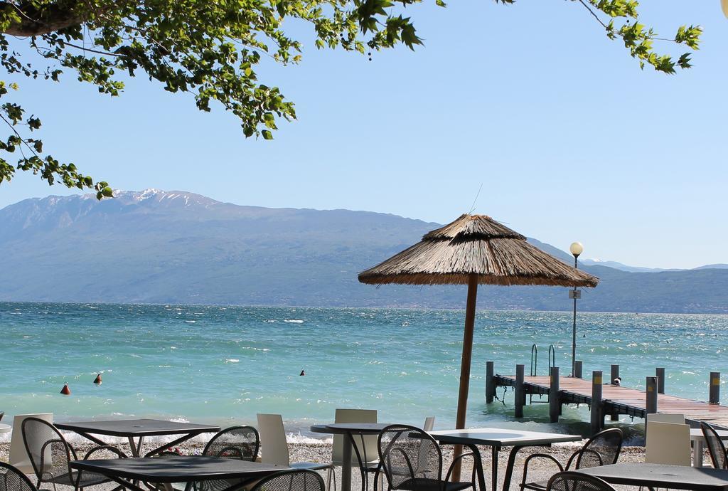 Bellerive Ristorante Albergo Manerba del Garda Exterior foto